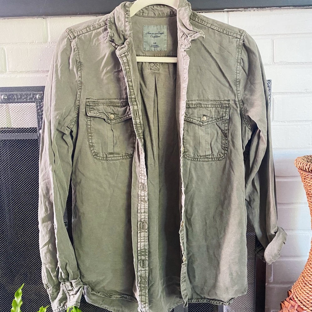 American Eagle Green Button Down
